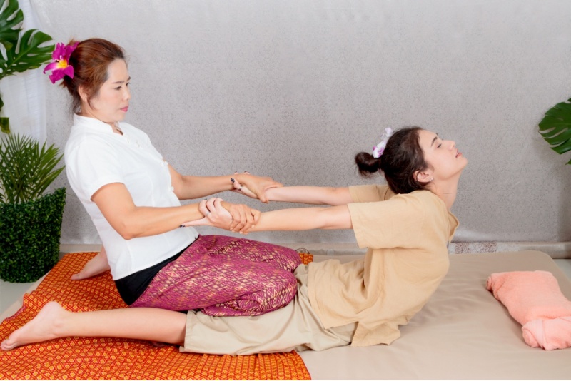Массаж Анны - Тайский массаж на коврике