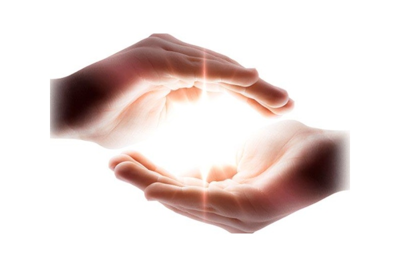 Reiki teraapiaseanss salongis Helisev Vaikus Tallinn