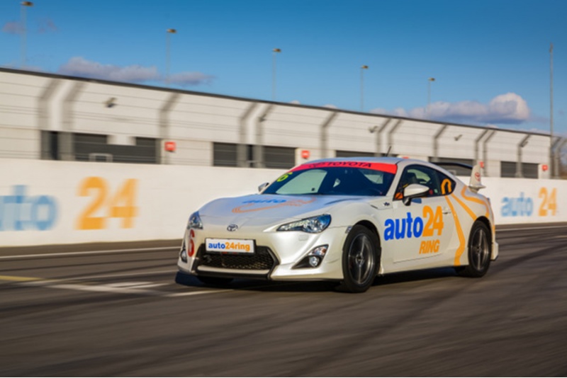 Поездка «5 кругов» на спортивном автомобиле Toyota GT86 в Пярну